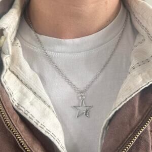 Y2K Vintage Silver Double Star Necklace 19 inches